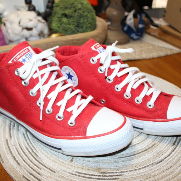3/4 converse women's shoes size 9 1/2 NICE! - Picture 1 of 12
